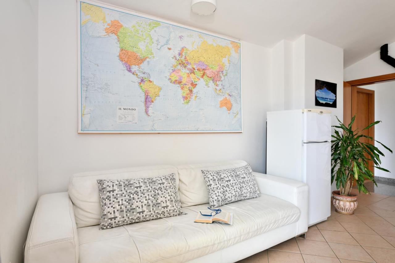 Casa Vacanze Mameli Bari Sardo Bagian luar foto
